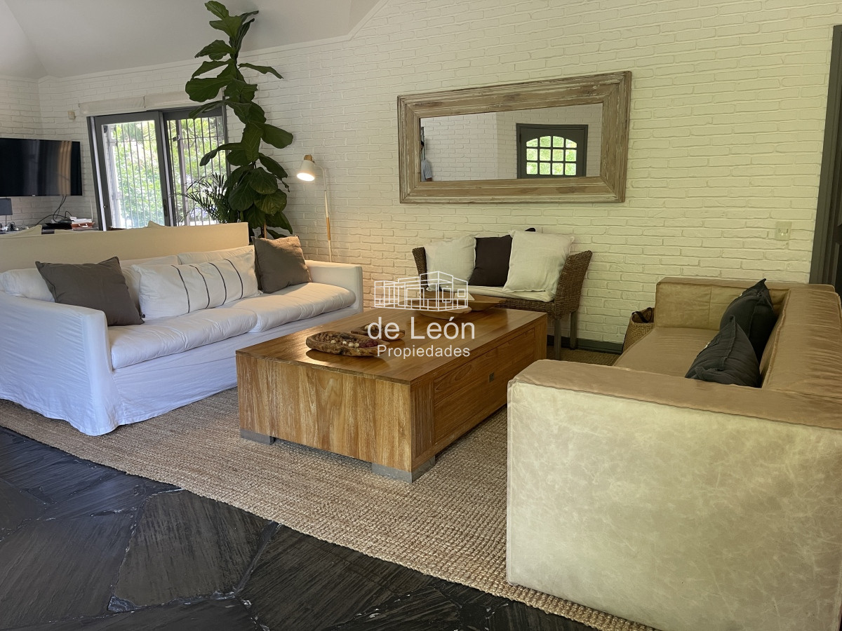 Casa ID.14994 - Casa en venta ideal para vivir todo el año, Punta del Este