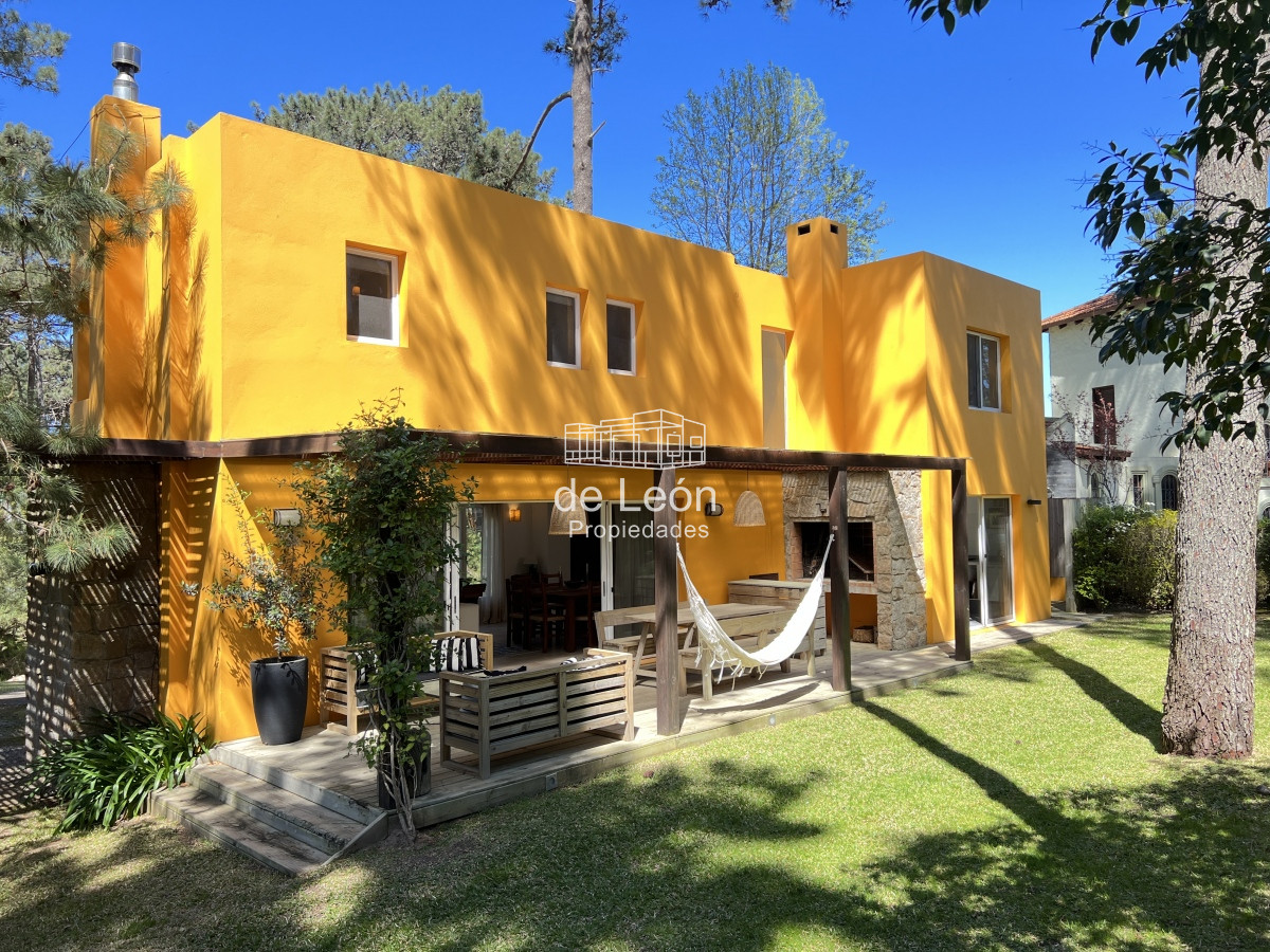Casa ID.179 - Se alquila amplia casa en Montoya