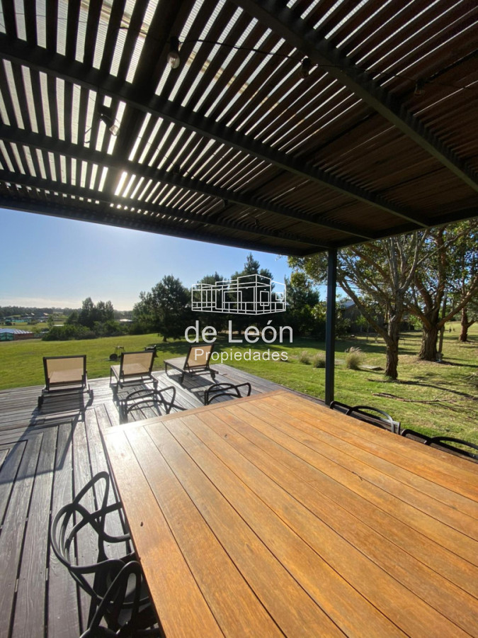 Casa ID.15327 - Casa moderna en Pueblo Mío de 4 suites + servicio