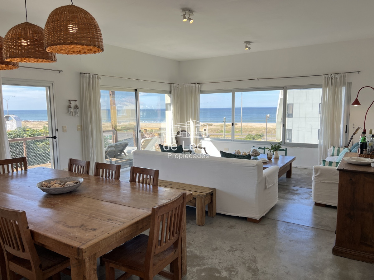 Casa ID.57 - Amplia casa con vista al mar en Montoya La Barra 