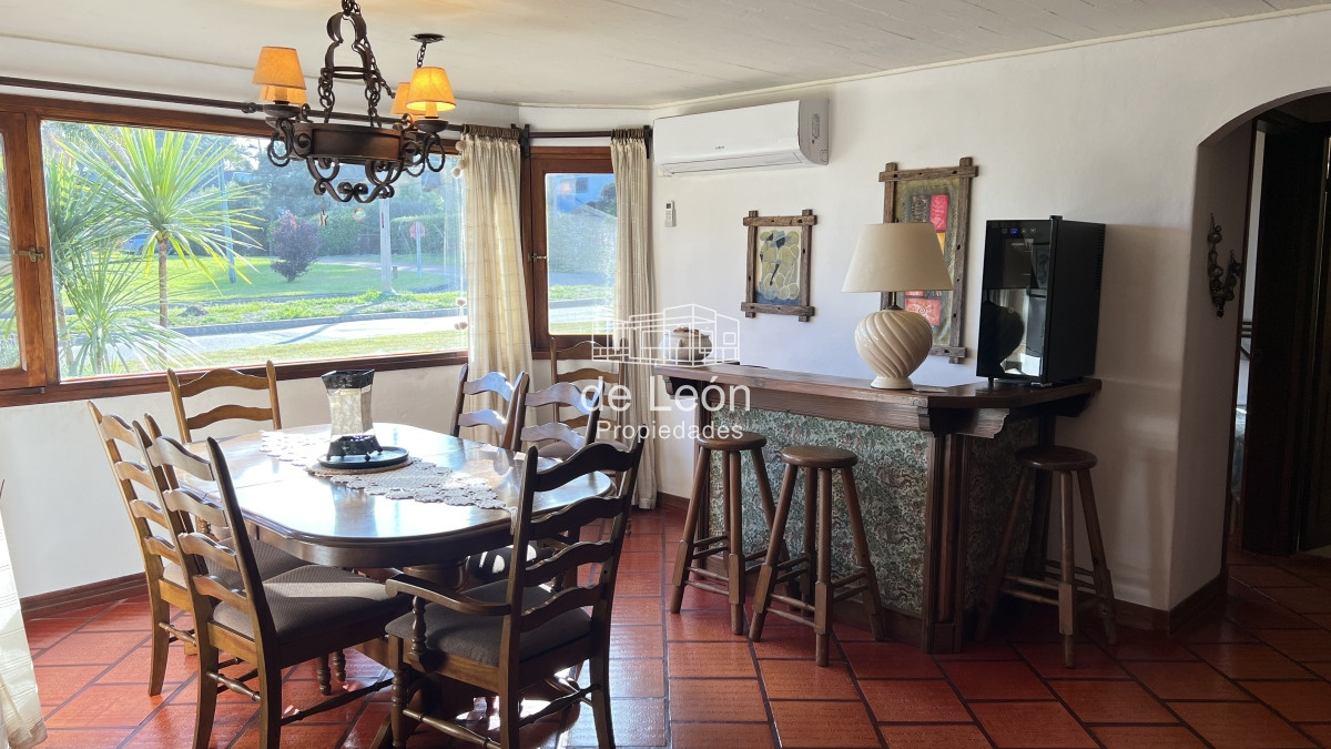 Casa ID.37 - Casa de 3 dormitorios en venta en Montoya, La Barra