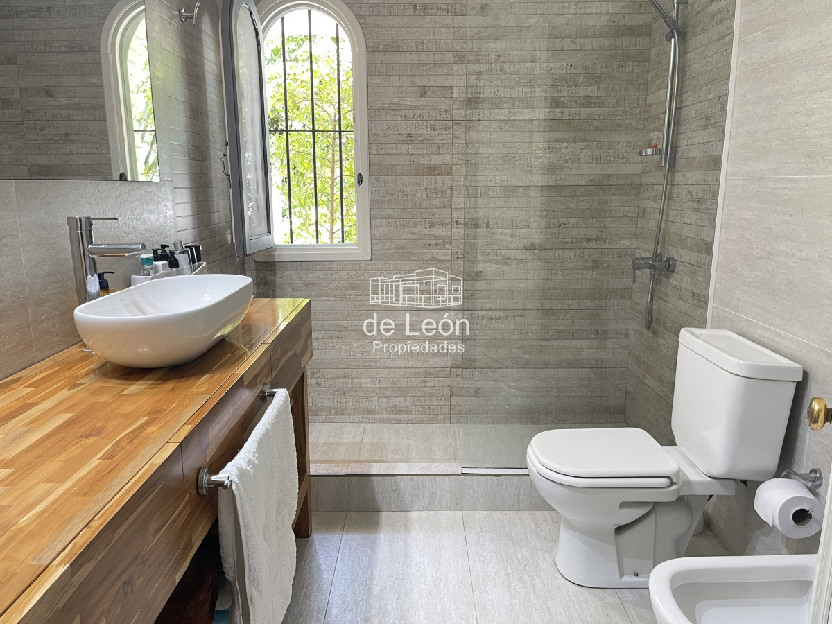 Casa ID.14994 - Casa en venta ideal para vivir todo el año, Punta del Este