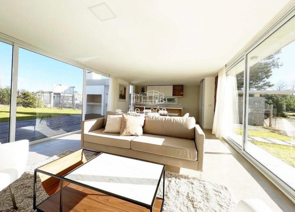 Casa ID.14814 - Moderna casa de 3 dormitorios a estrenar