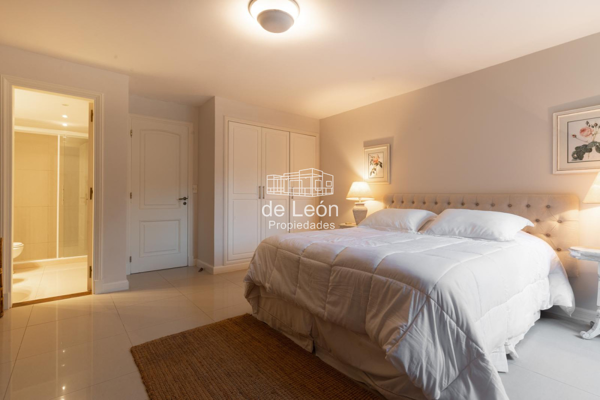Casa ID.116 - Magnifica residencia en La Barra 
