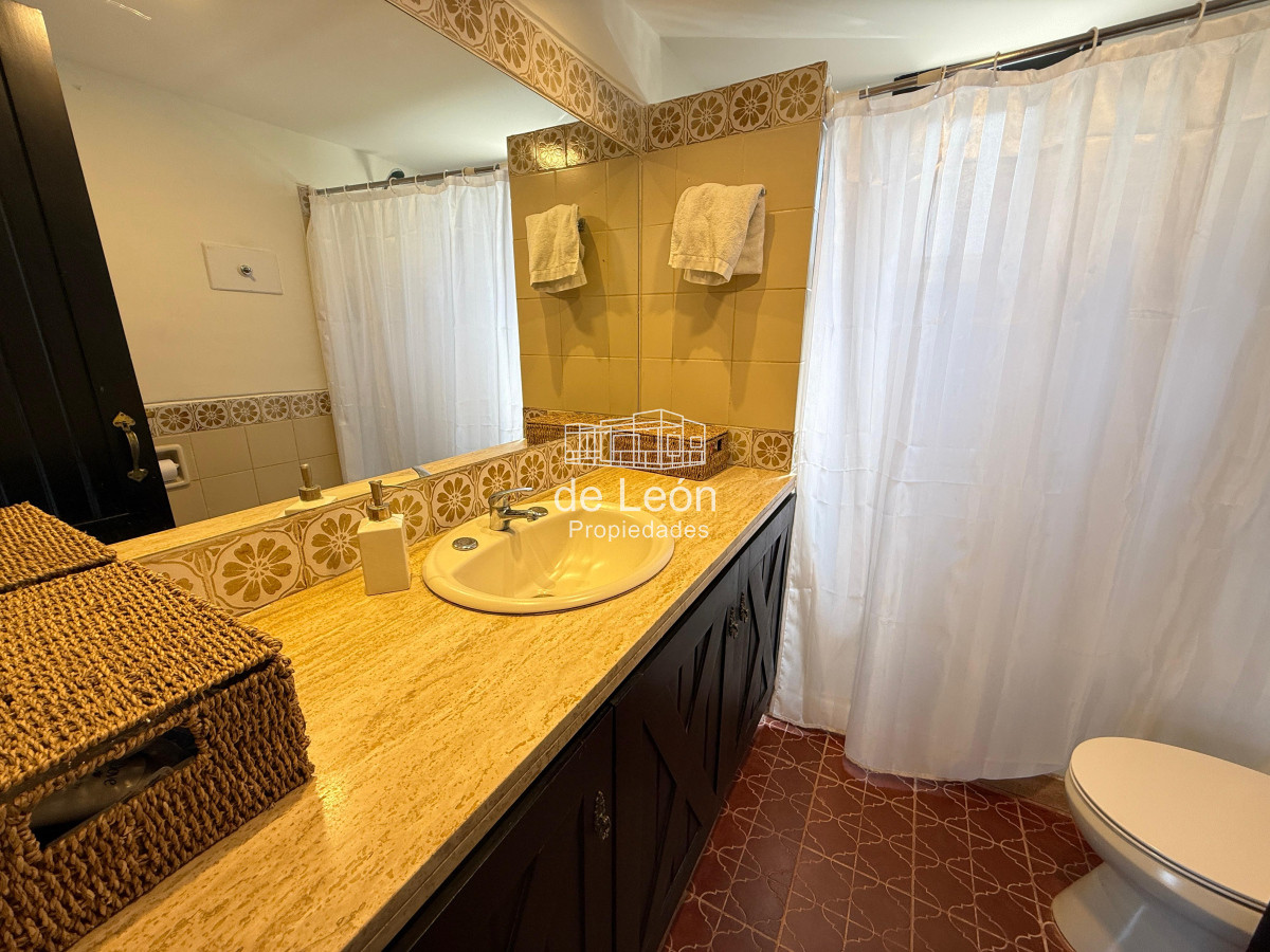 Casa ID.1108 - Casa de 3 dormitorios en alquiler en Montoya, La Barra