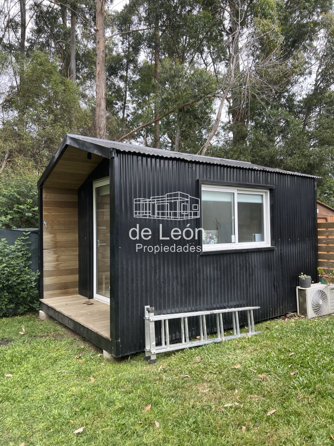 Casa ID.15322 - Casa en zona de Parque Brnett 