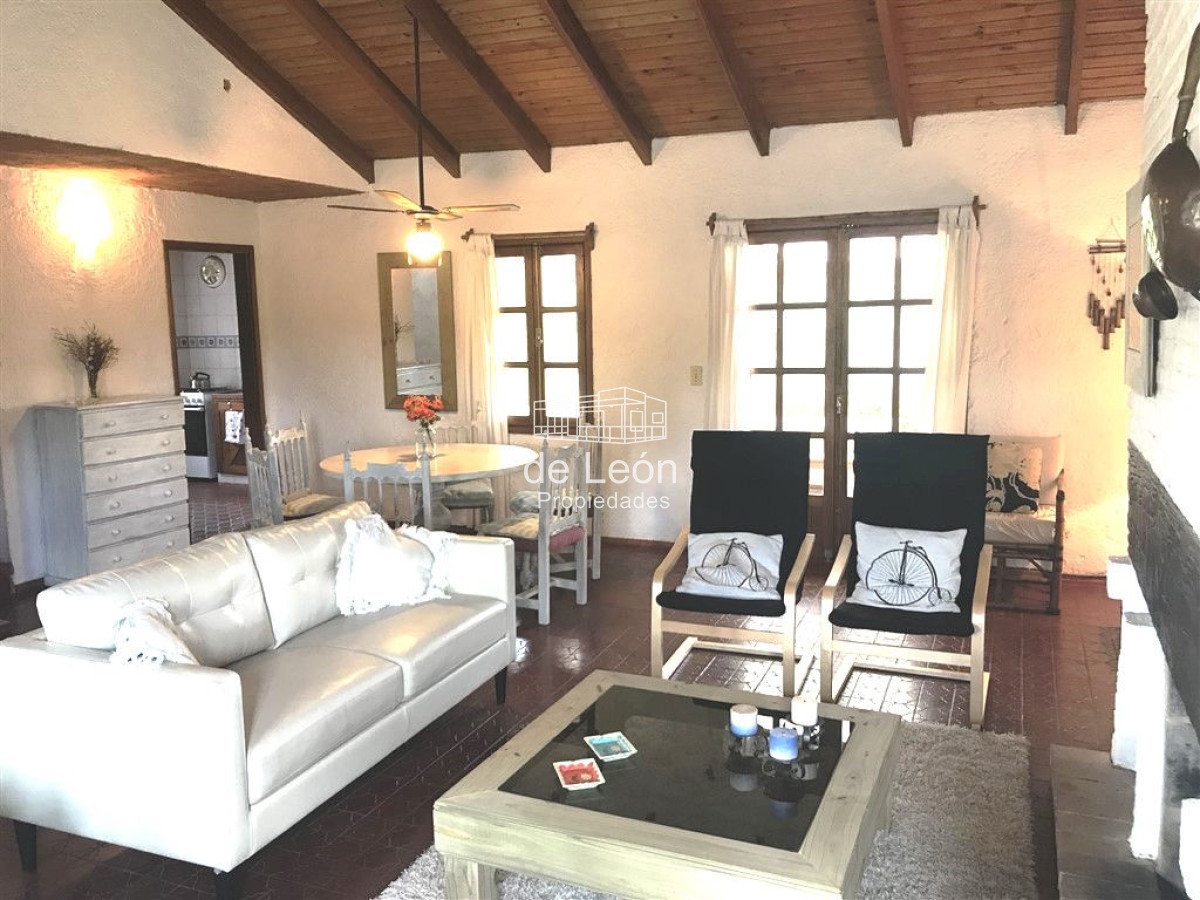 Casa ID.1108 - Se vende casa clásica en Montoya