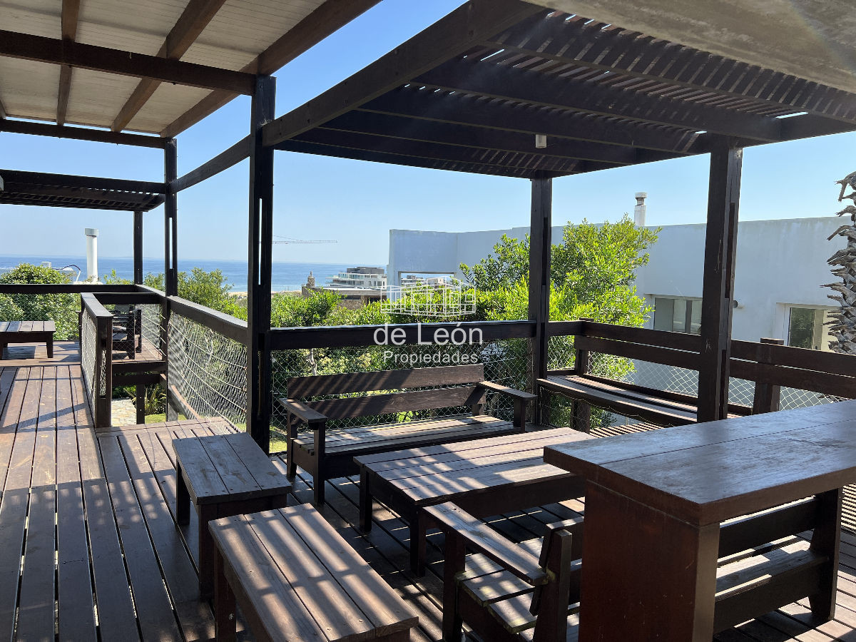 Casa ID.141 - Espectacular casa en Altos de Punta Piedra