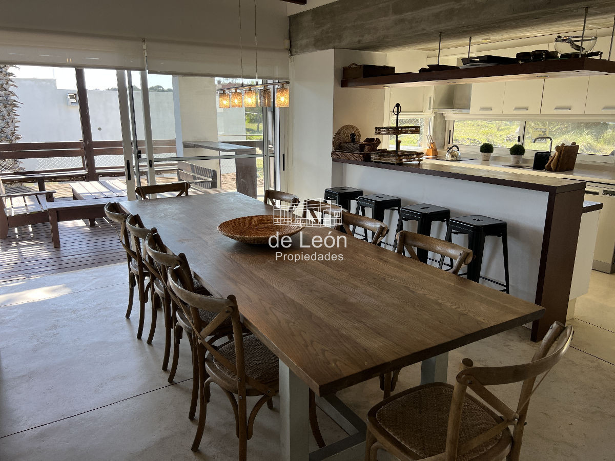 Casa ID.141 - Espectacular casa en Altos de Punta Piedra