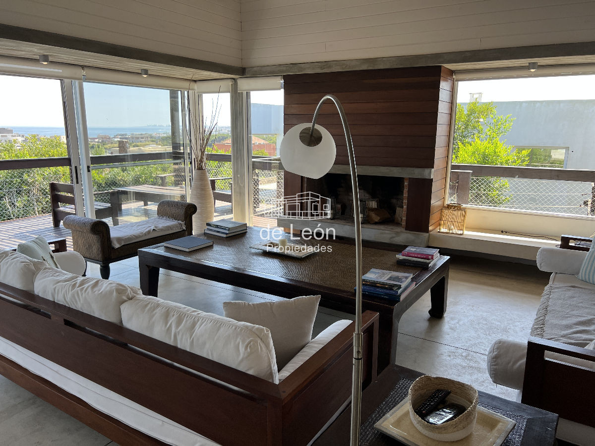 Casa ID.141 - Espectacular casa en Altos de Punta Piedra