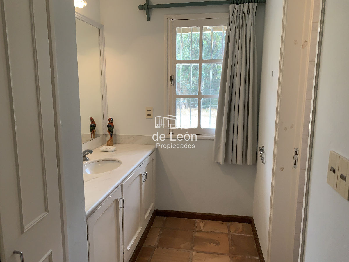 Casa ID.227 - Casa de 4 dormitorios en La Barra