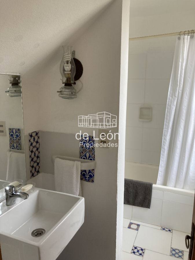 Casa ID.250 - Casa en La Barra, Montoya