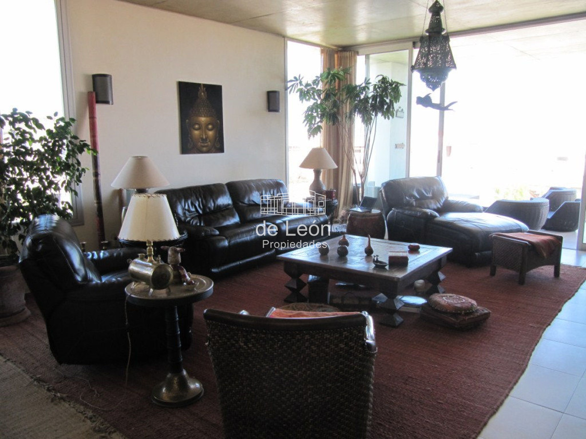 Casa ID.534 - Excelente casa moderna en venta en Montoya