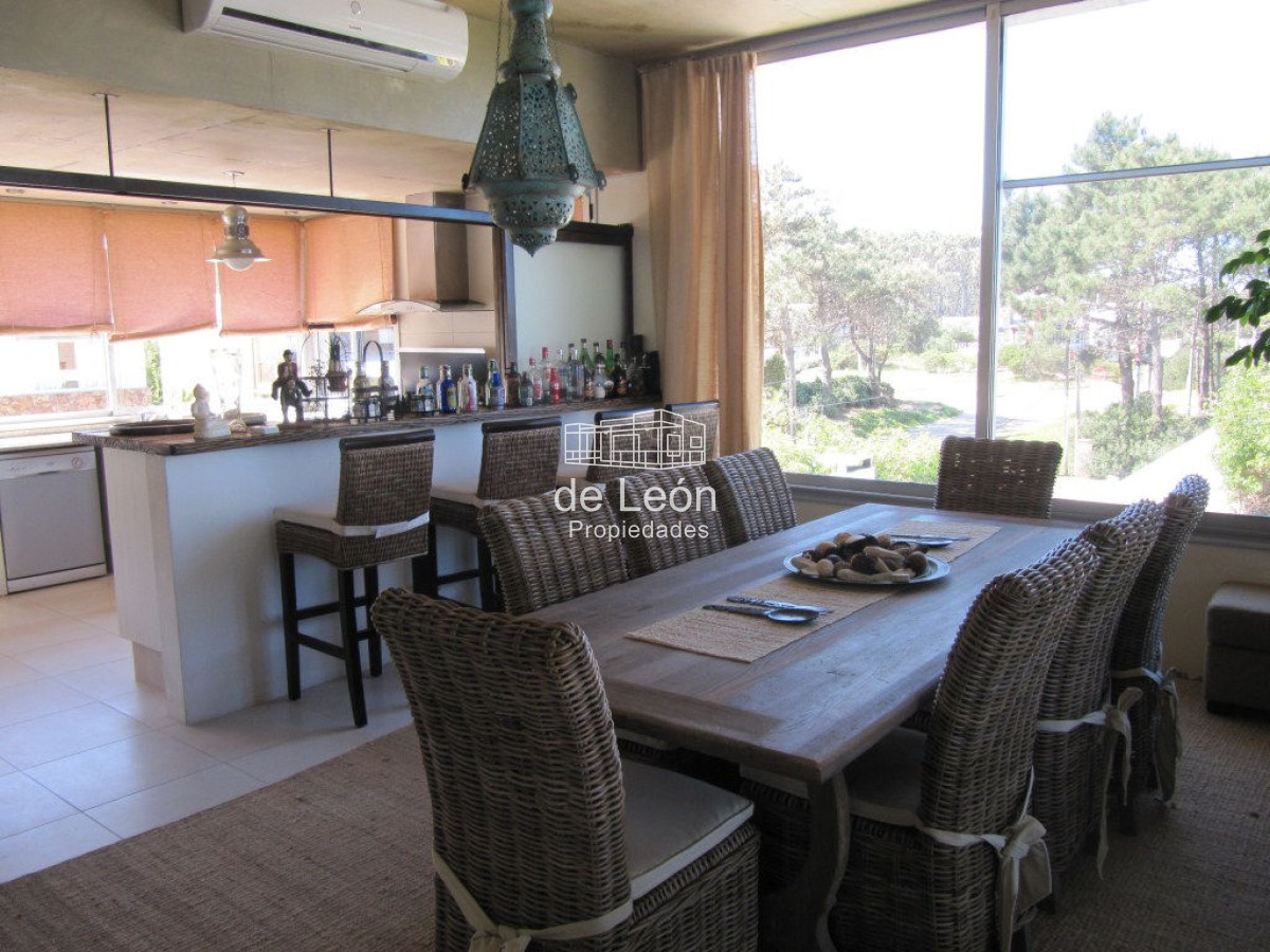 Casa ID.534 - Excelente casa moderna en venta en Montoya