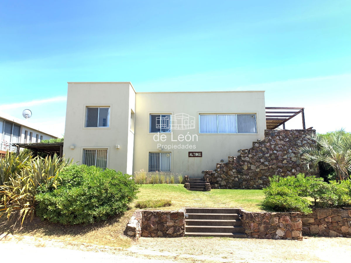 Casa ID.57 - Amplia casa con vista al mar en Montoya La Barra 