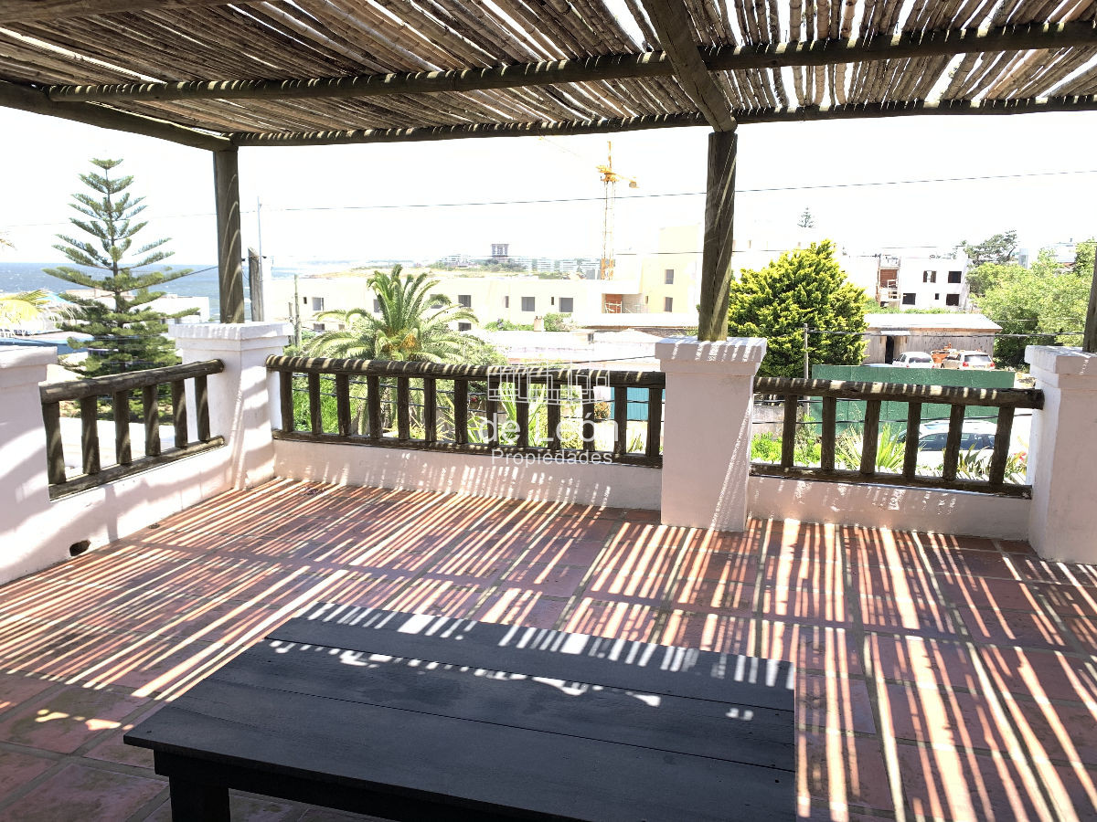 Casa ID.665 - Gran casa en La Barra, a pasos de la Posta del Cangrejo
