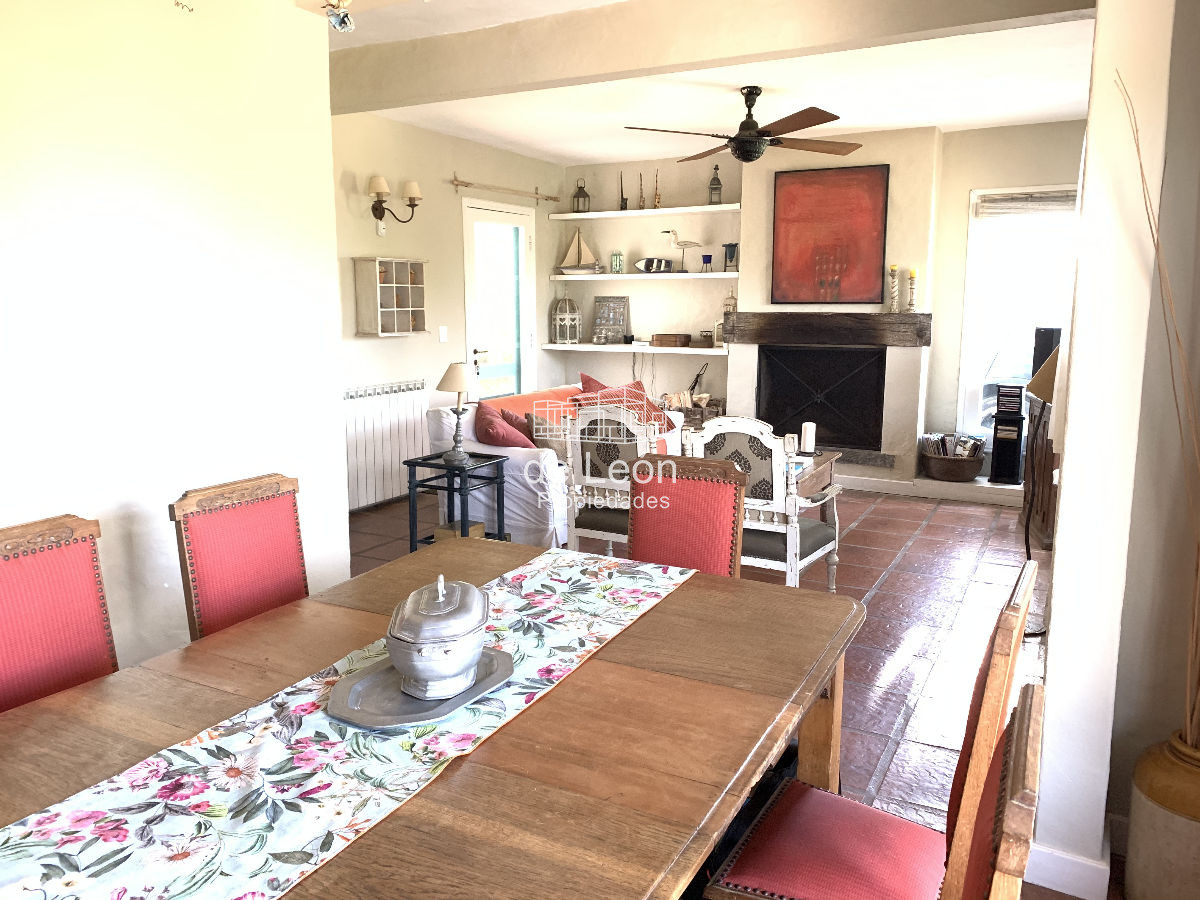 Casa ID.665 - Gran casa en La Barra, a pasos de la Posta del Cangrejo