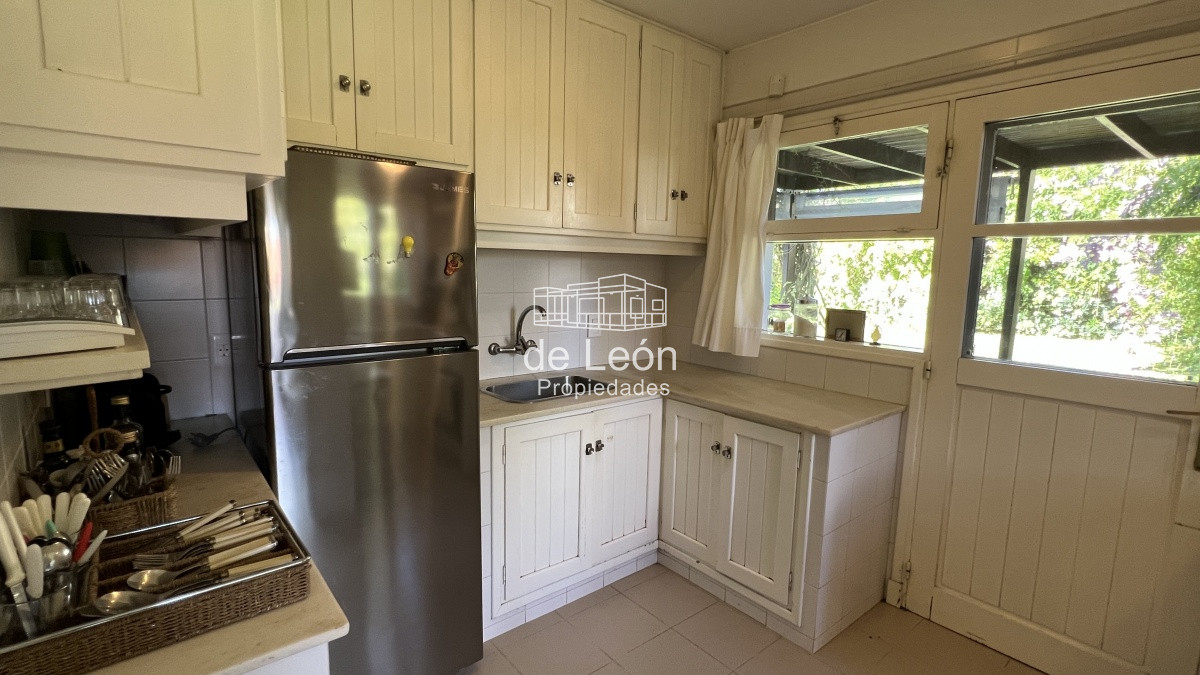 Casa ID.14776 - Importante casa a paso de Playa Brava