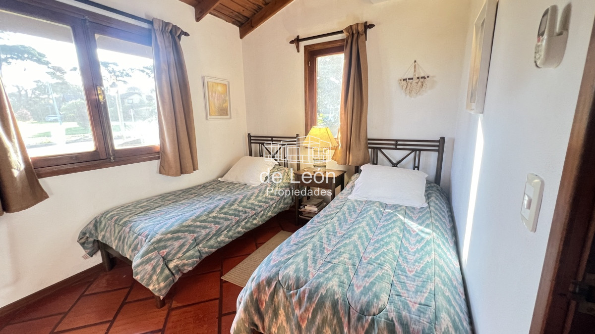 Casa ID.37 - Casa de 3 dormitorios en venta en Montoya, La Barra
