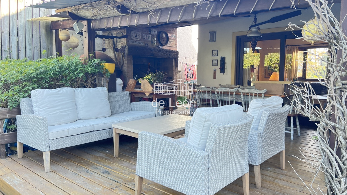Casa ID.37 - Casa de 3 dormitorios en venta en Montoya, La Barra