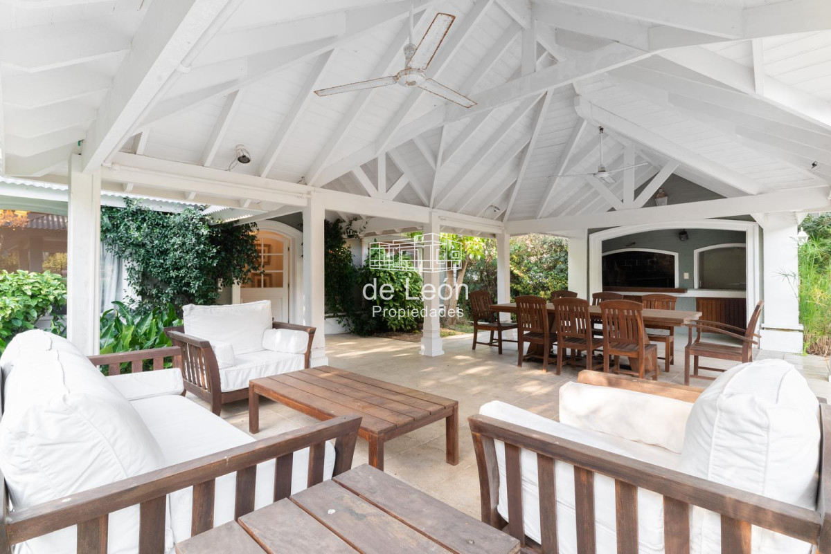 Casa ID.116 - Magnifica residencia en La Barra 