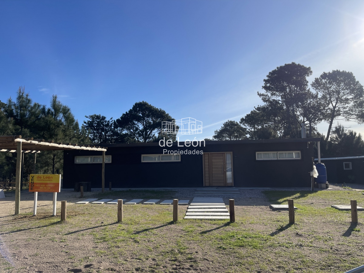 Casa a estrenar en La Barra