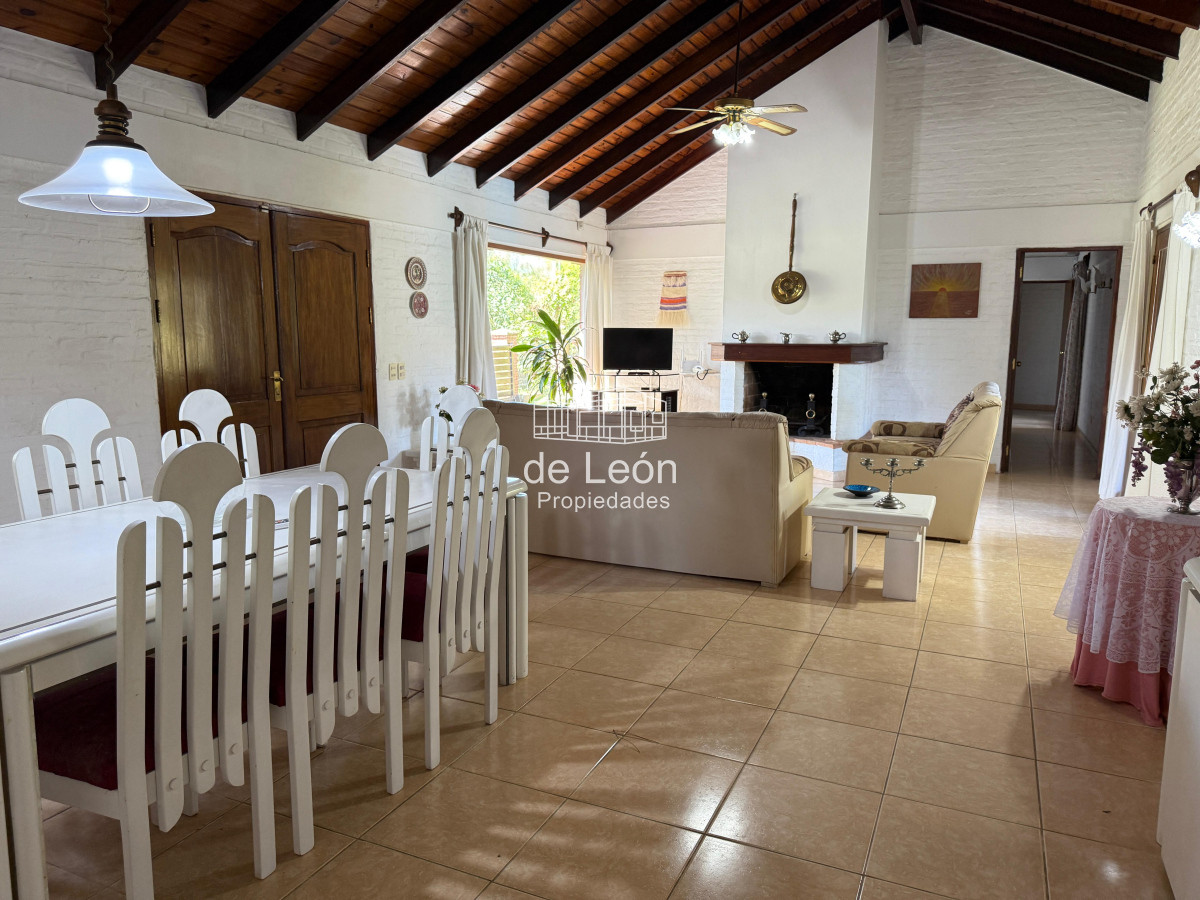 Casa ID.15236 - Casa de 3 dormitorios en zona colegios, Punta Del Este