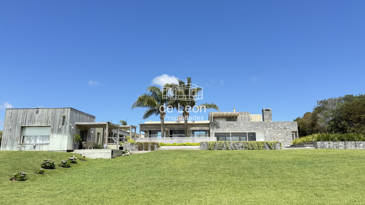 Casa ID.15338 - Casa de 5 dormitorios más servicio en Pueblo Mío, Manantiales