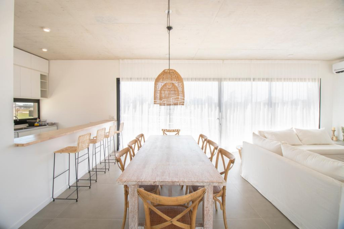 Casa ID.14841 - Casa en Pueblo Mío 4 dormitorios, piscina