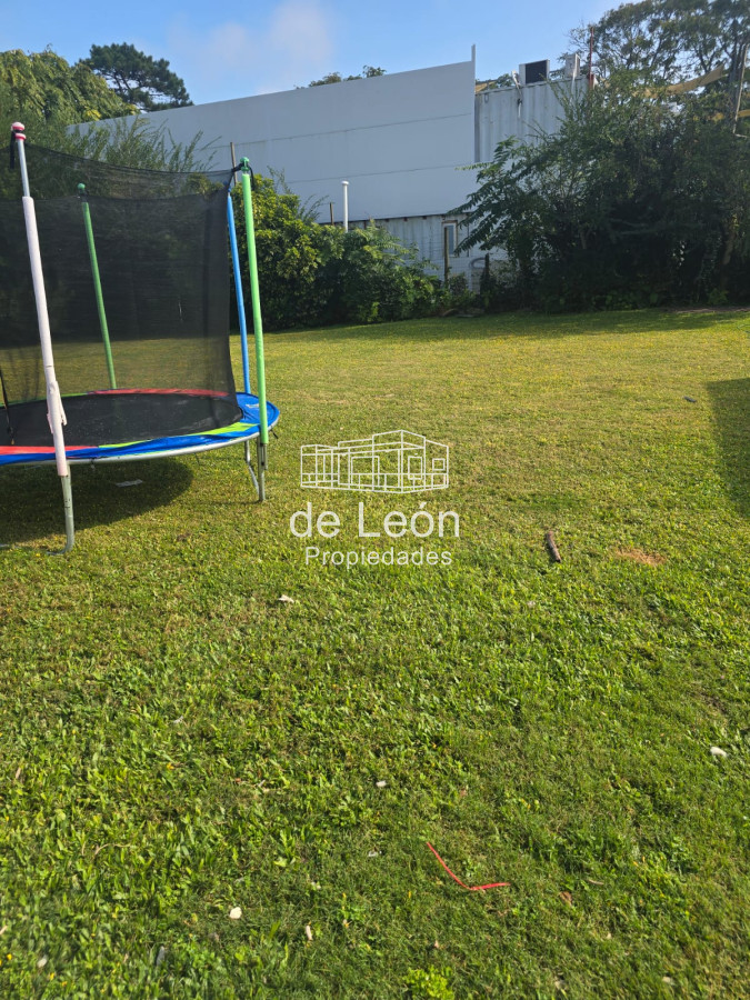 Casa ID.15255 - Casa en alquiler anual, zona colegios