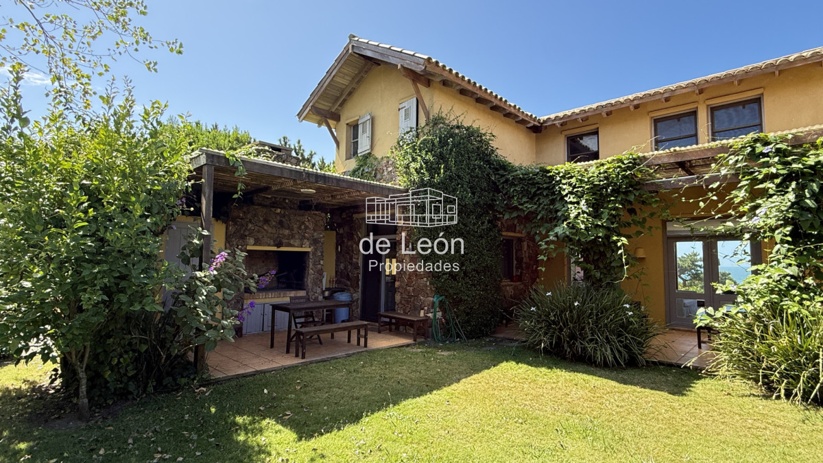 Casa ID.149 - Casa en La Barra, Laguna Blanca