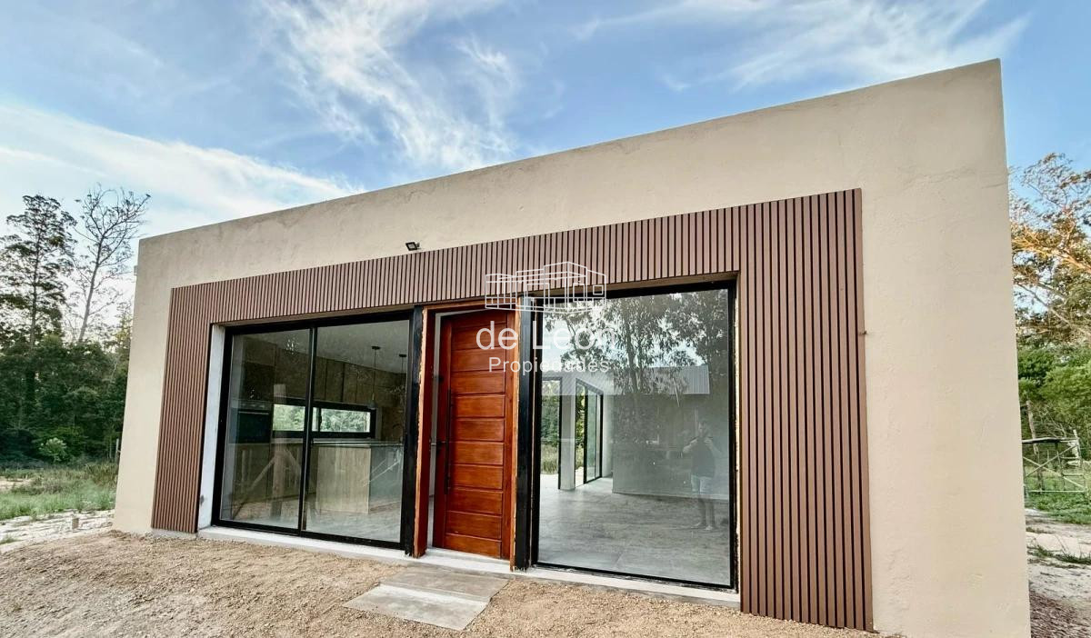 Casa ID.15013 - Casa de 3 dormitorios y 2 baños en El Tesoro, La Barra
