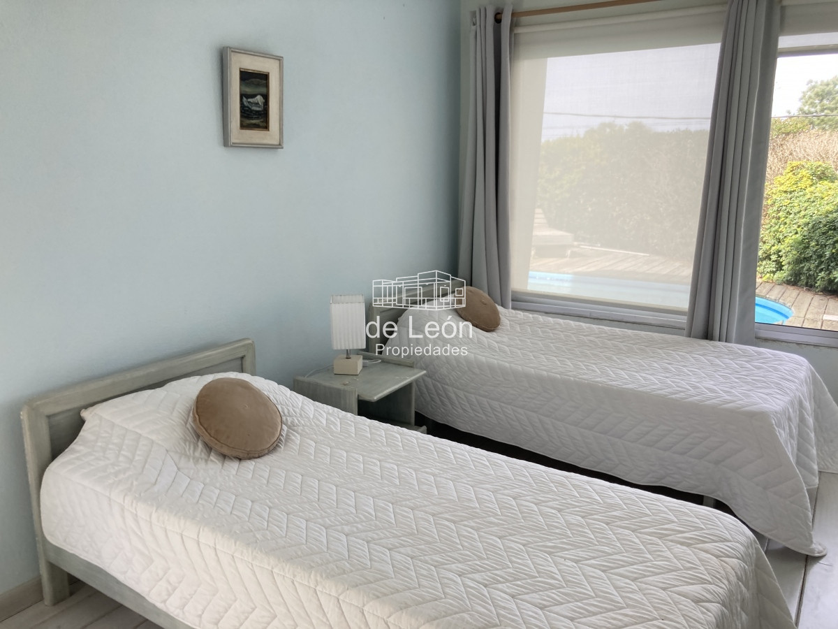 Casa ID.84 - Casa de 6 dormitorios en Montoya, La Barra