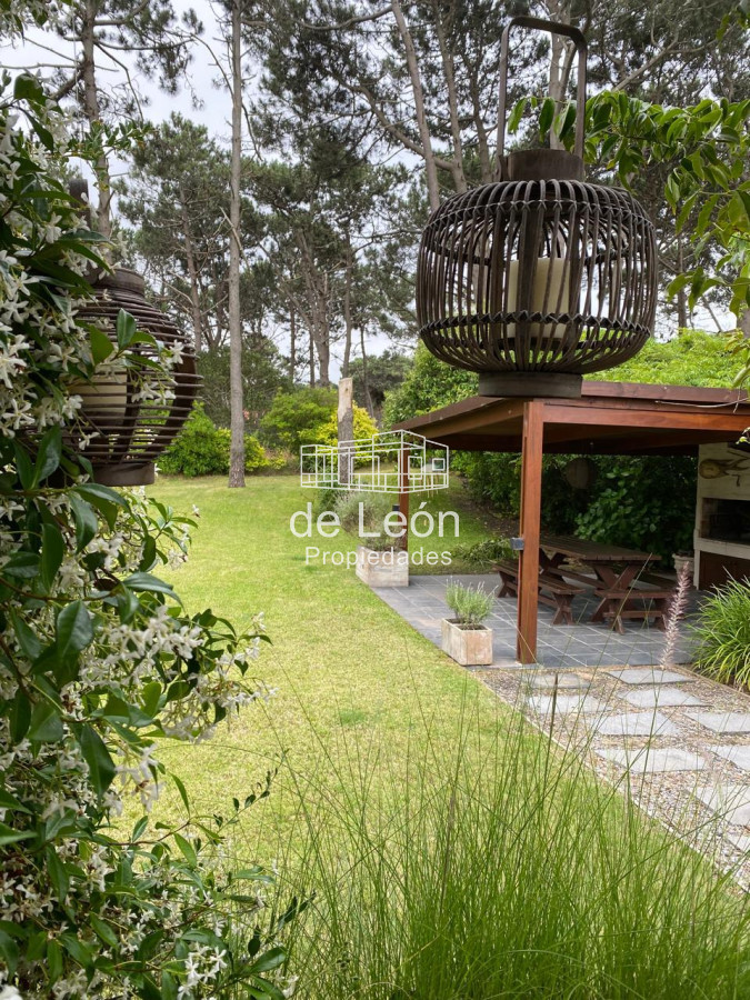 Casa ID.667 - Casa en Montoya de 3 dormitorios y servicio, La Barra
