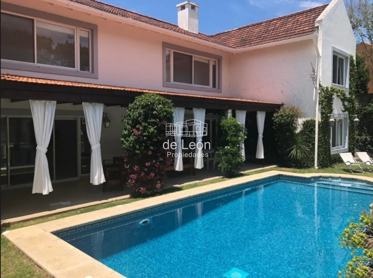 Casa ID.123 - Casa en La Barra, La Barra