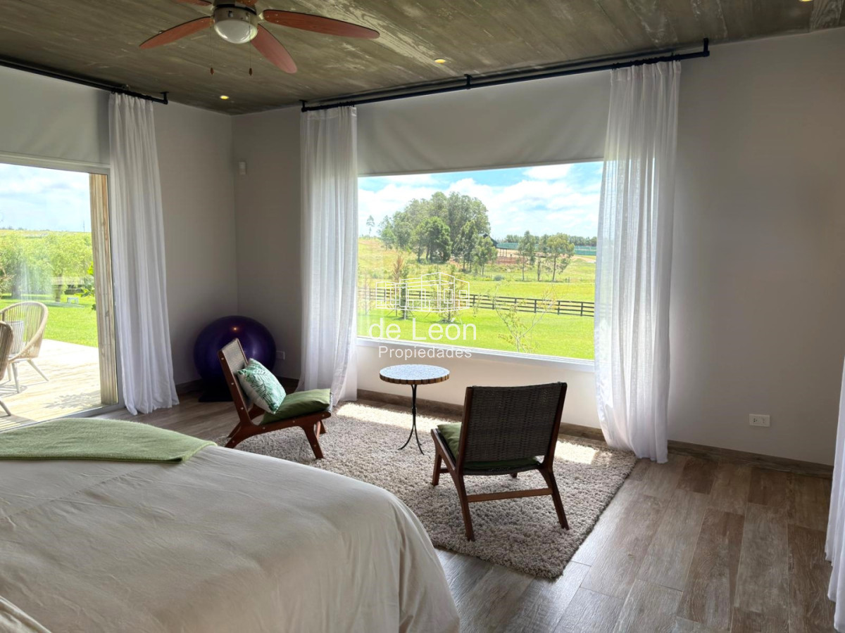 Casa ID.15338 - Casa de 5 dormitorios más servicio en Pueblo Mío, Manantiales