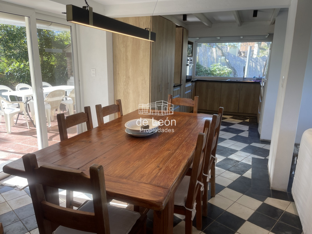 Casa ID.25 - Casa ideal para disfrutar las vacaciones, 4 dormitorios, en Montoya