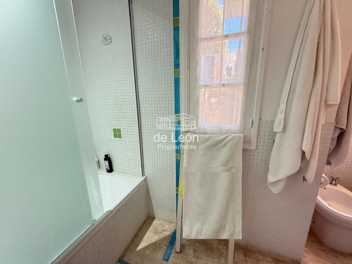 Casa ID.261 - Gran casa de 5 dormitorios + servicio en Montoya, La Barra