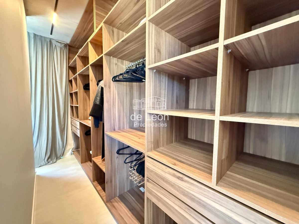 Casa ID.15324 - Espectacular casa de 4 dormitorios y servicio en barrio privado Reserva Montoya, La Barra