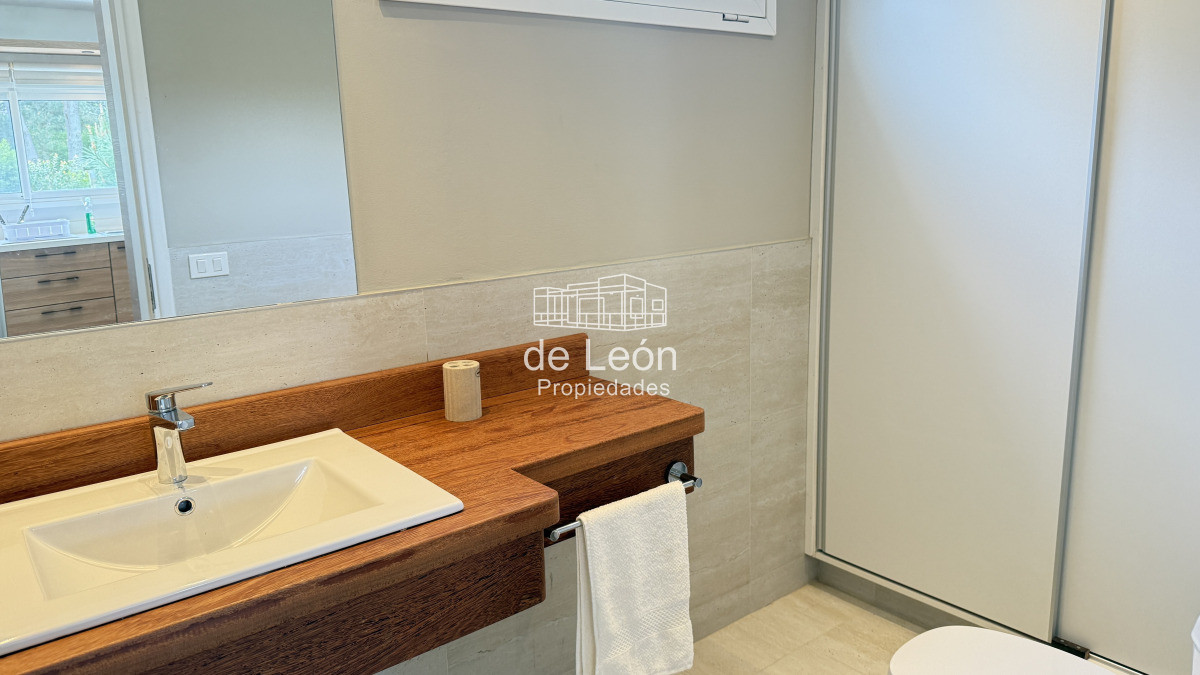 Casa ID.14985 - Moderna casa de 3 dormitorios a estrenar en la barra