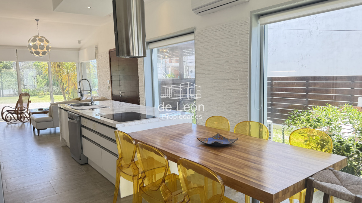 Bikini - GoPunta - Portal Inmobiliario de Punta del Este - Maldonado