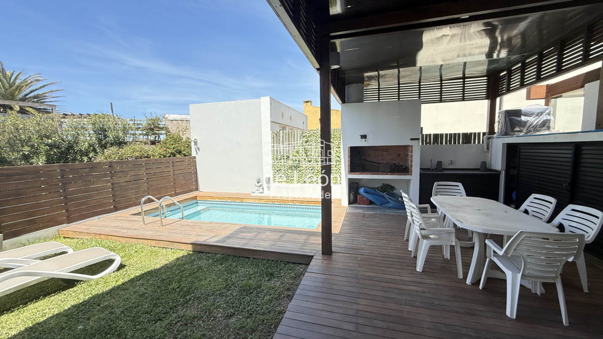 Bikini - GoPunta - Portal Inmobiliario de Punta del Este - Maldonado