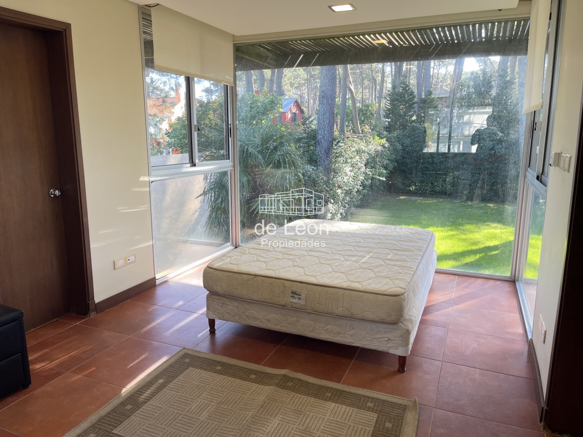Casa ID.14822 - Casa en venta 4 dormitorios en Montoya