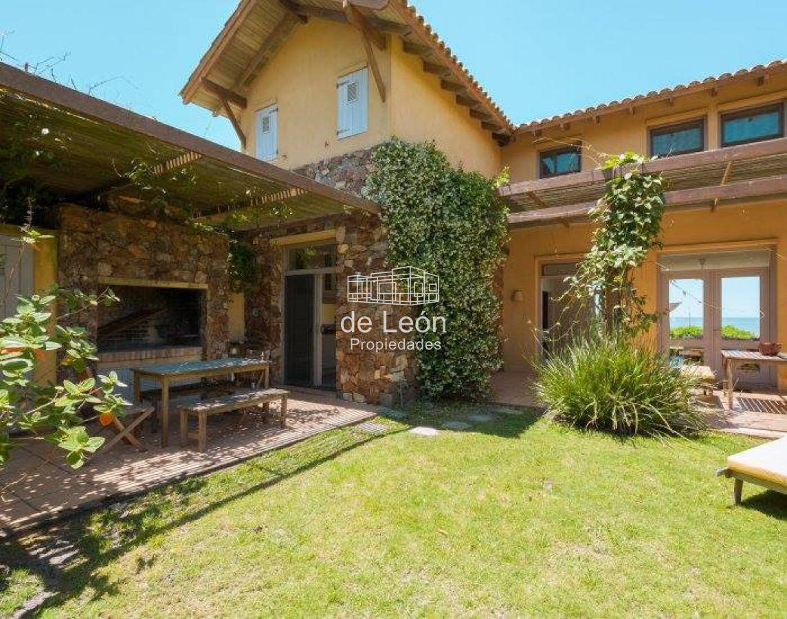 Casa ID.149 - Casa en La Barra, Laguna Blanca