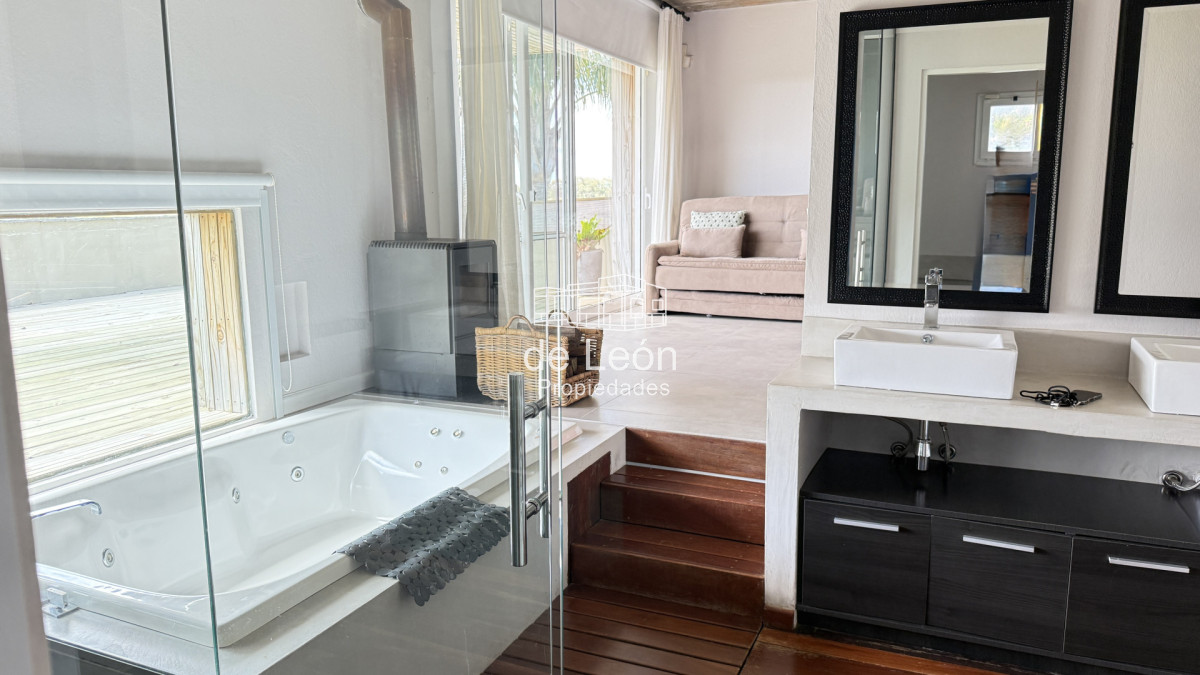 Casa ID.15338 - Casa de 5 dormitorios más servicio en Pueblo Mío, Manantiales