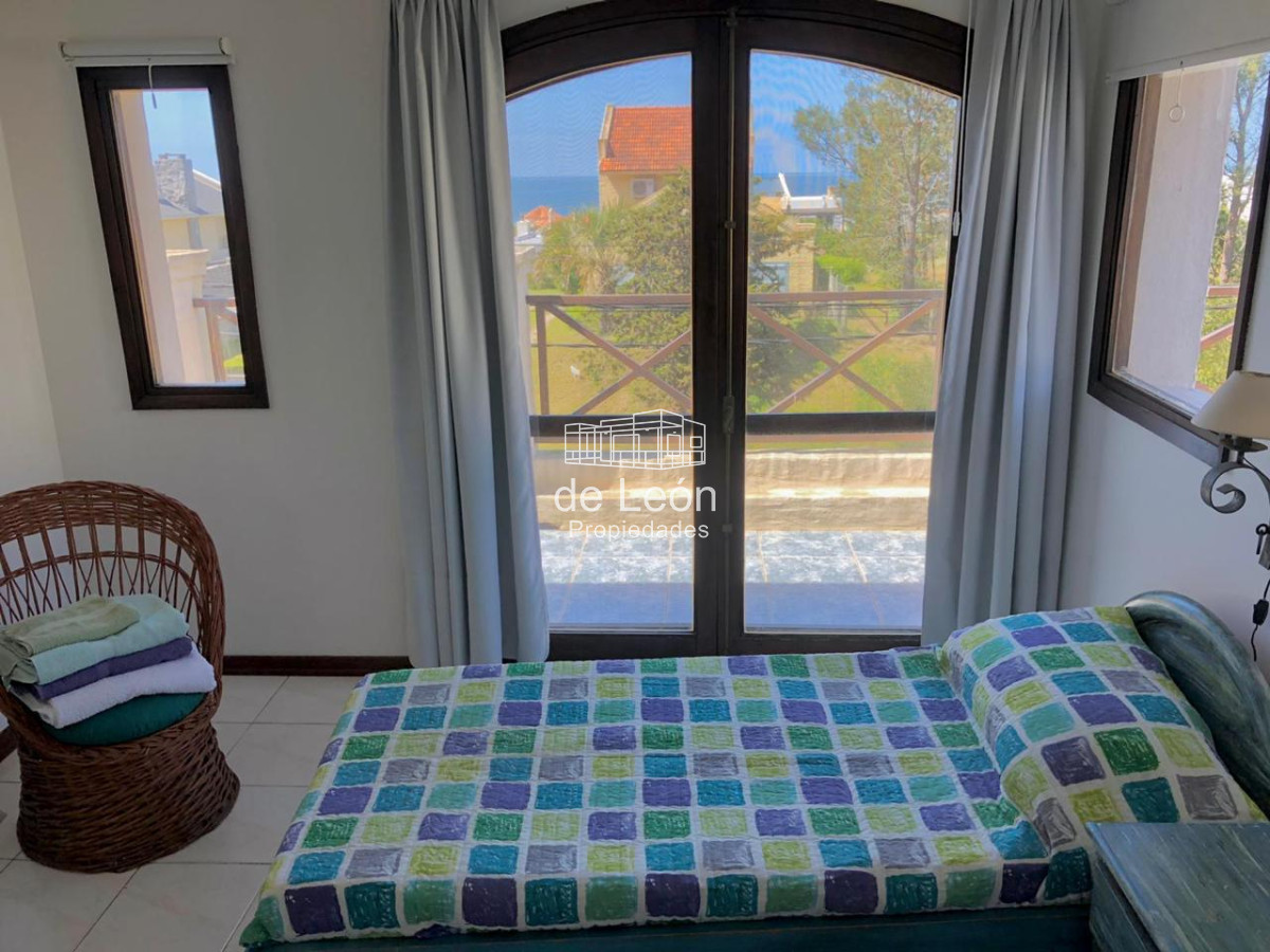 Casa ID.667 - Casa en Montoya de 3 dormitorios y servicio, La Barra