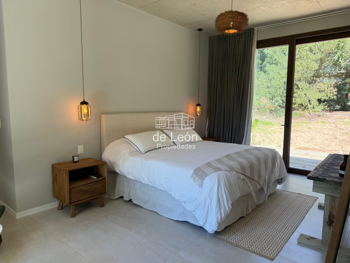 Casa ID.15324 - Espectacular casa de 4 dormitorios y servicio en barrio privado Reserva Montoya, La Barra