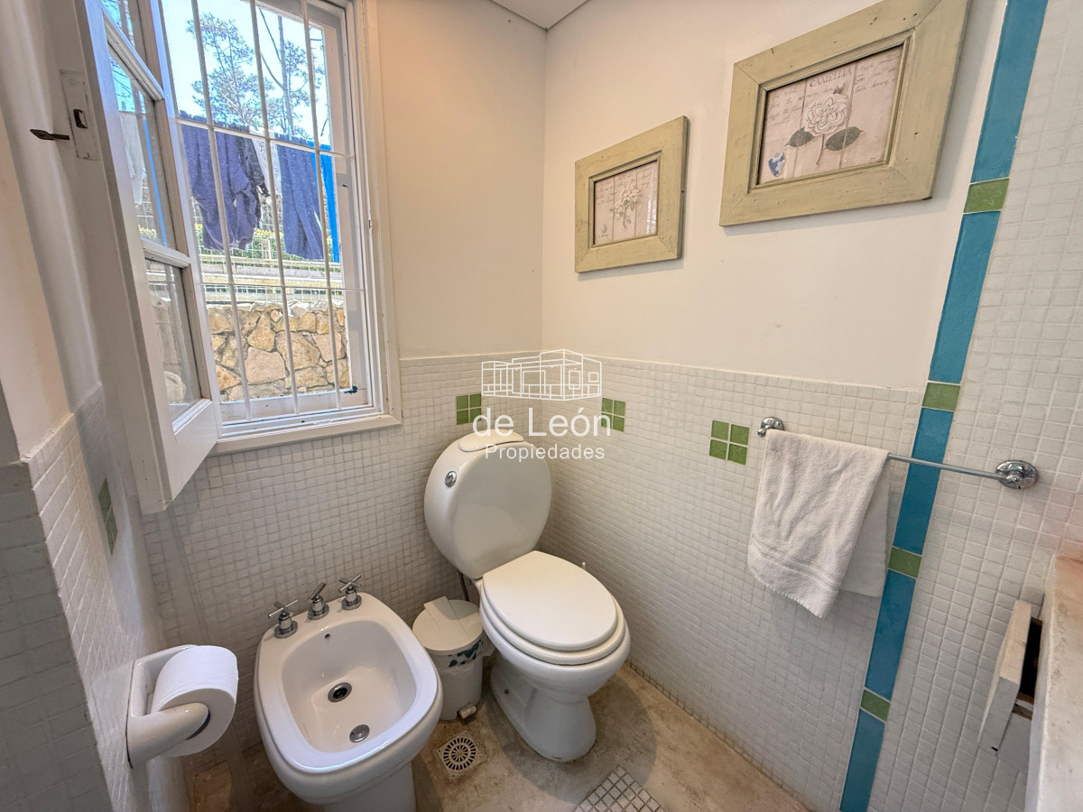 Casa ID.261 - Gran casa de 5 dormitorios + servicio en Montoya, La Barra