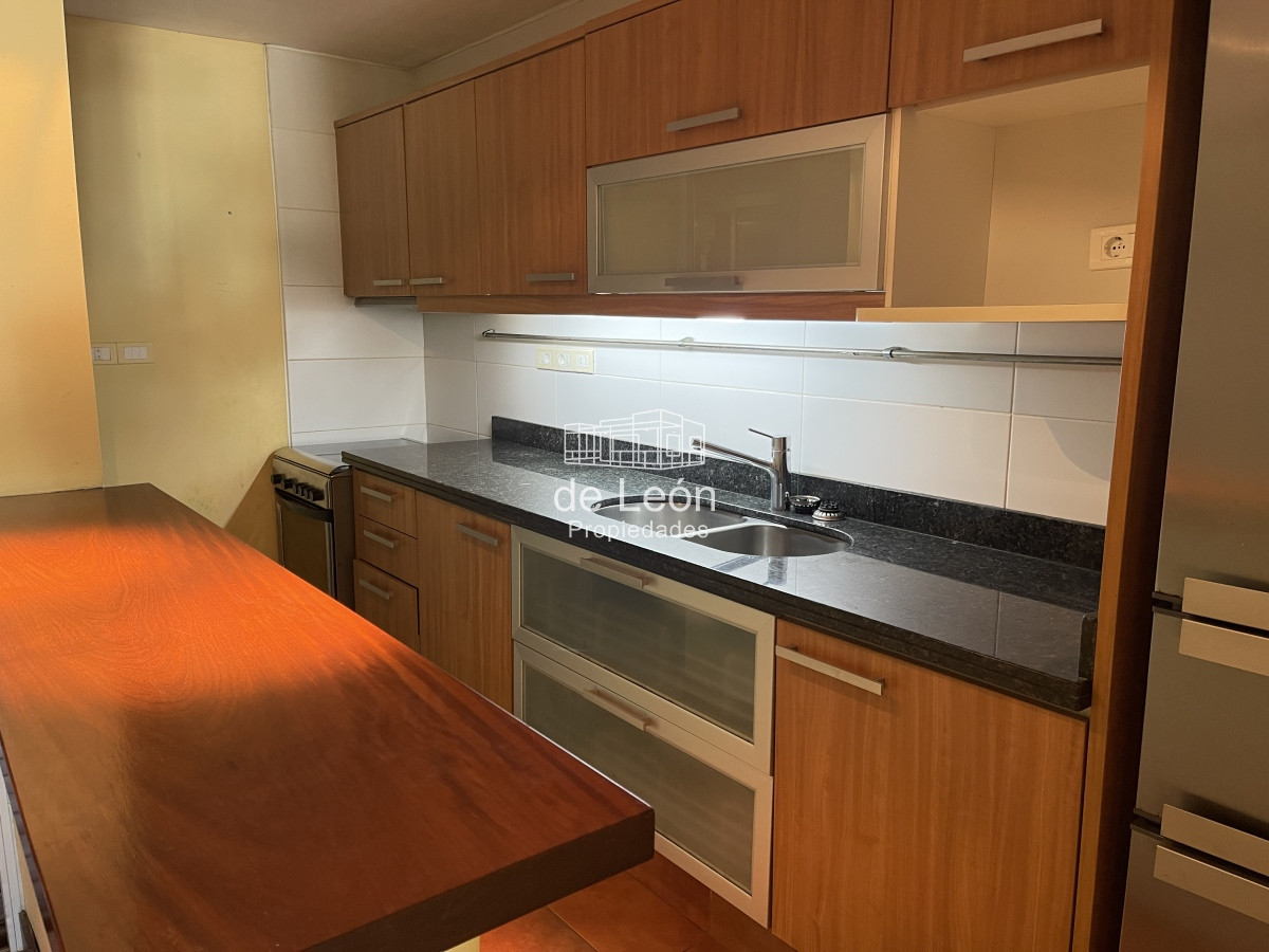 Casa ID.14822 - Casa en venta 4 dormitorios en Montoya