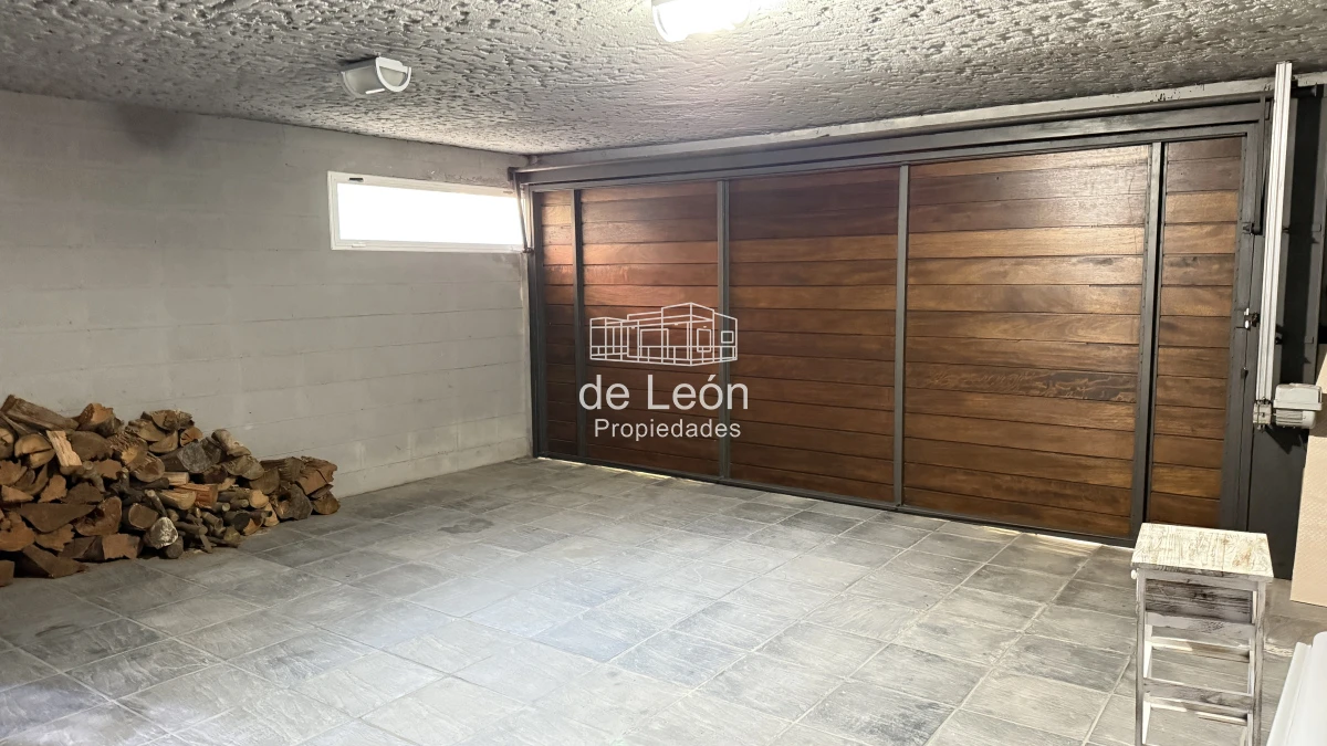 Casa ID.100 - Excelente casa en Montoya La Barra, 4 dormitorios + dependencia + piscina